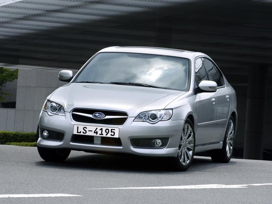  Subaru Legacy 3.0R Spec-B 2006 года  (EU) (фото 16 из 17)